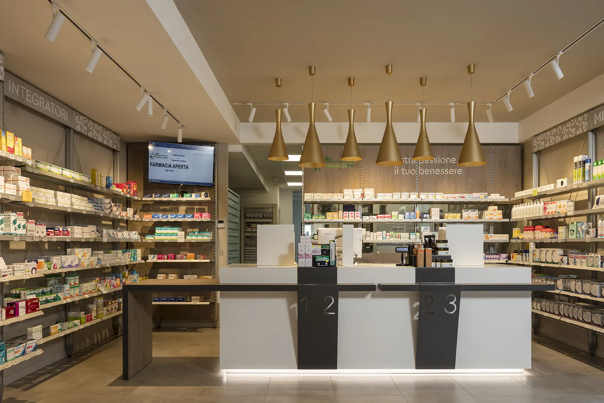 Realizzazioni Th.Kohl - Farmacia Monaco Schio VI - 01