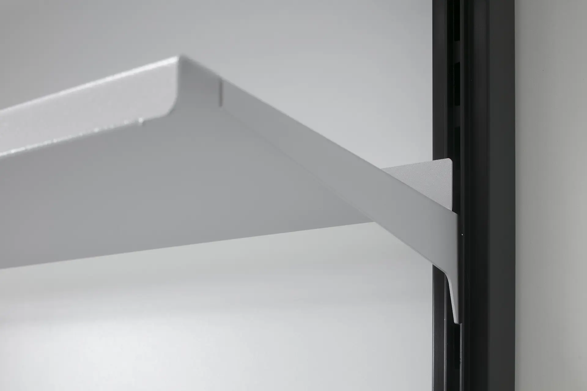 Lokic - arredamento per farmacie flessibile di design - gallery 02