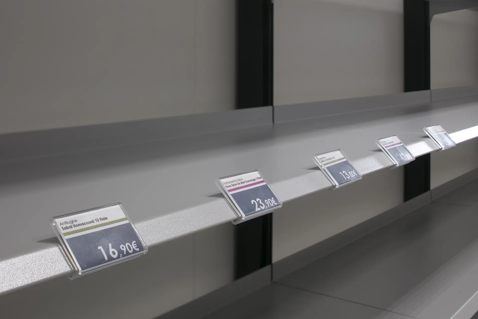 Lokic - arredamento per farmacie flessibile di design - gallery 07