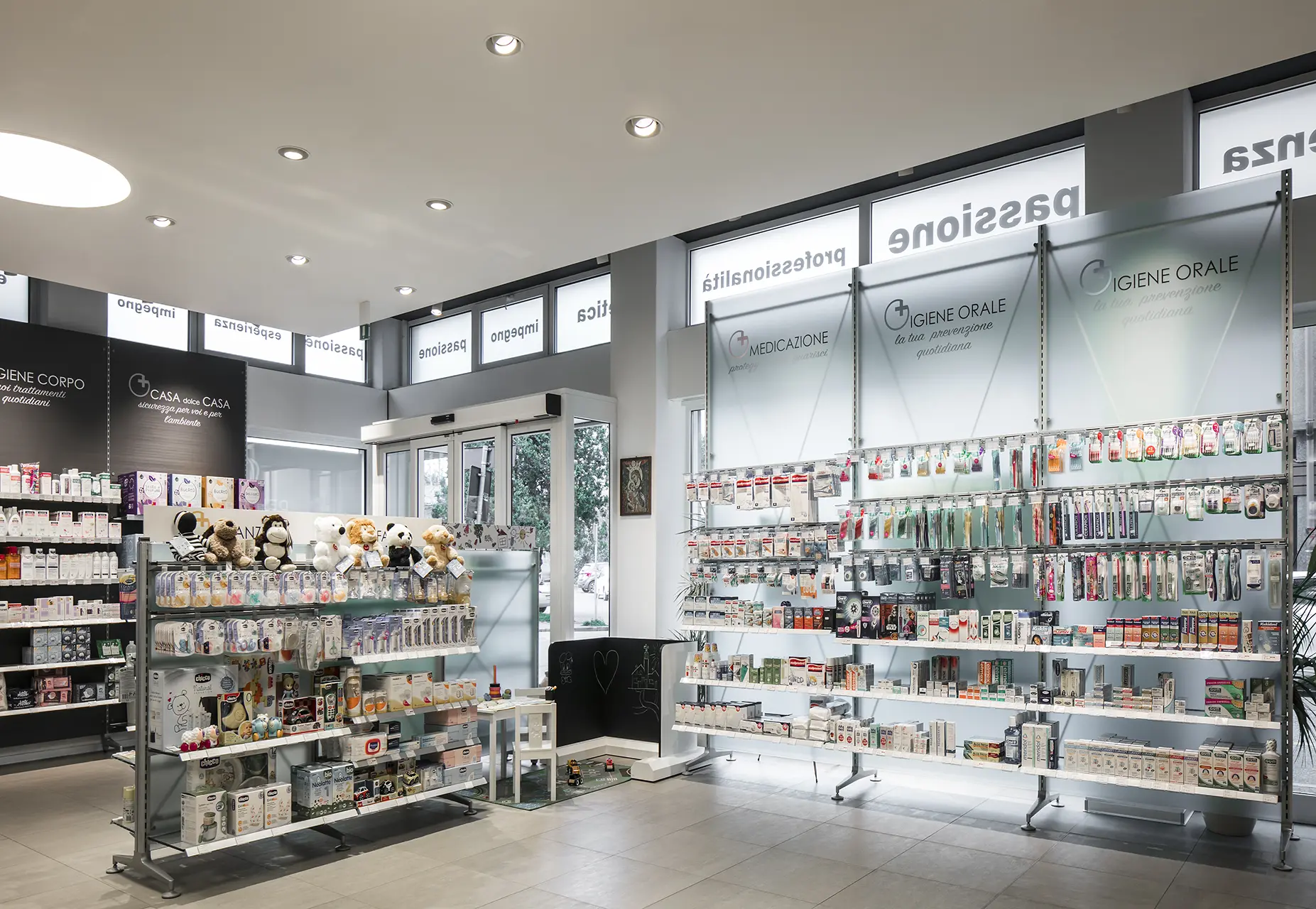 Realizzazioni Th.Kohl - Farmacia Ariis Unide UD - gallery 05