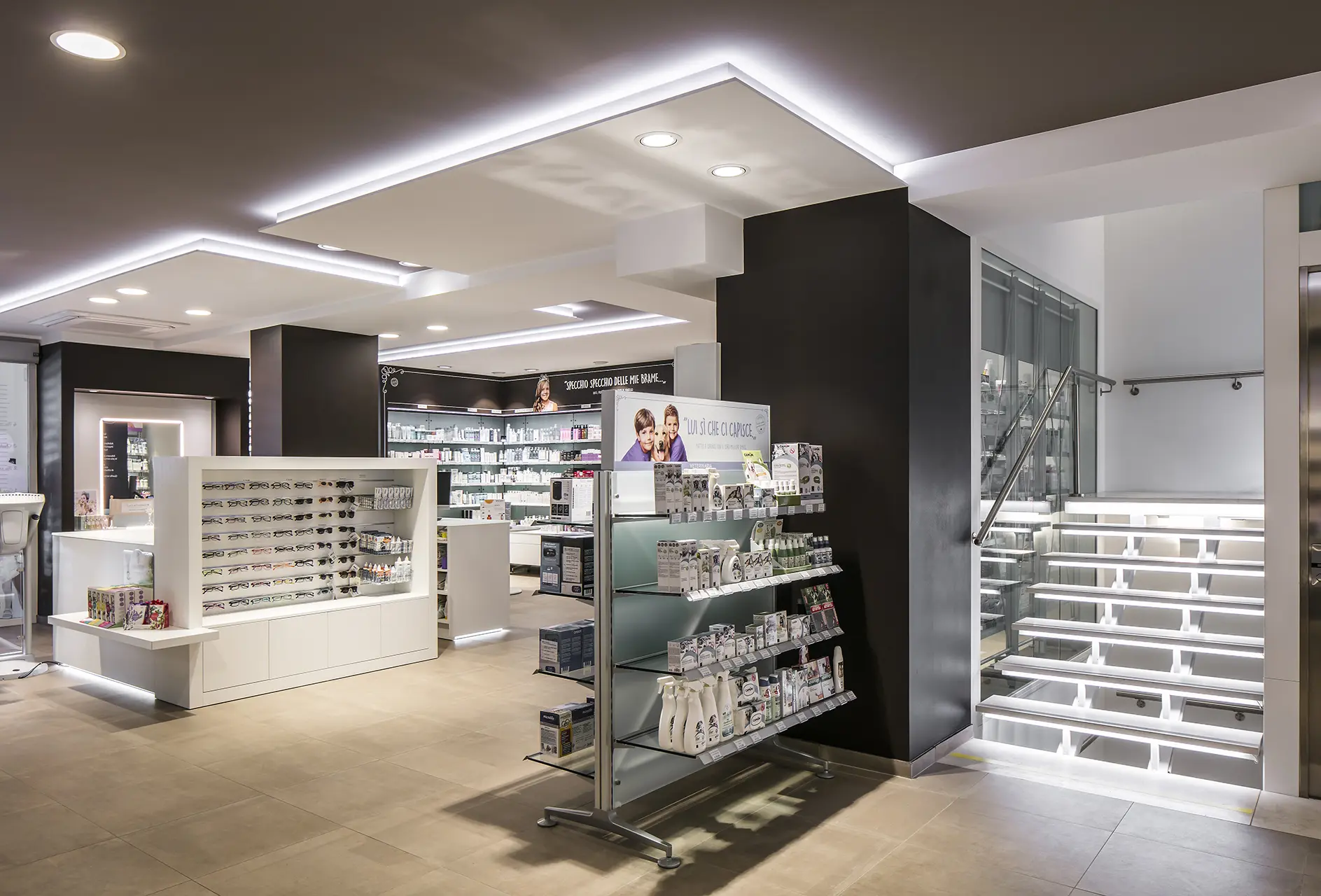 Realizzazioni Th.Kohl - Farmacia Calì Vittoria RG - gallery 01