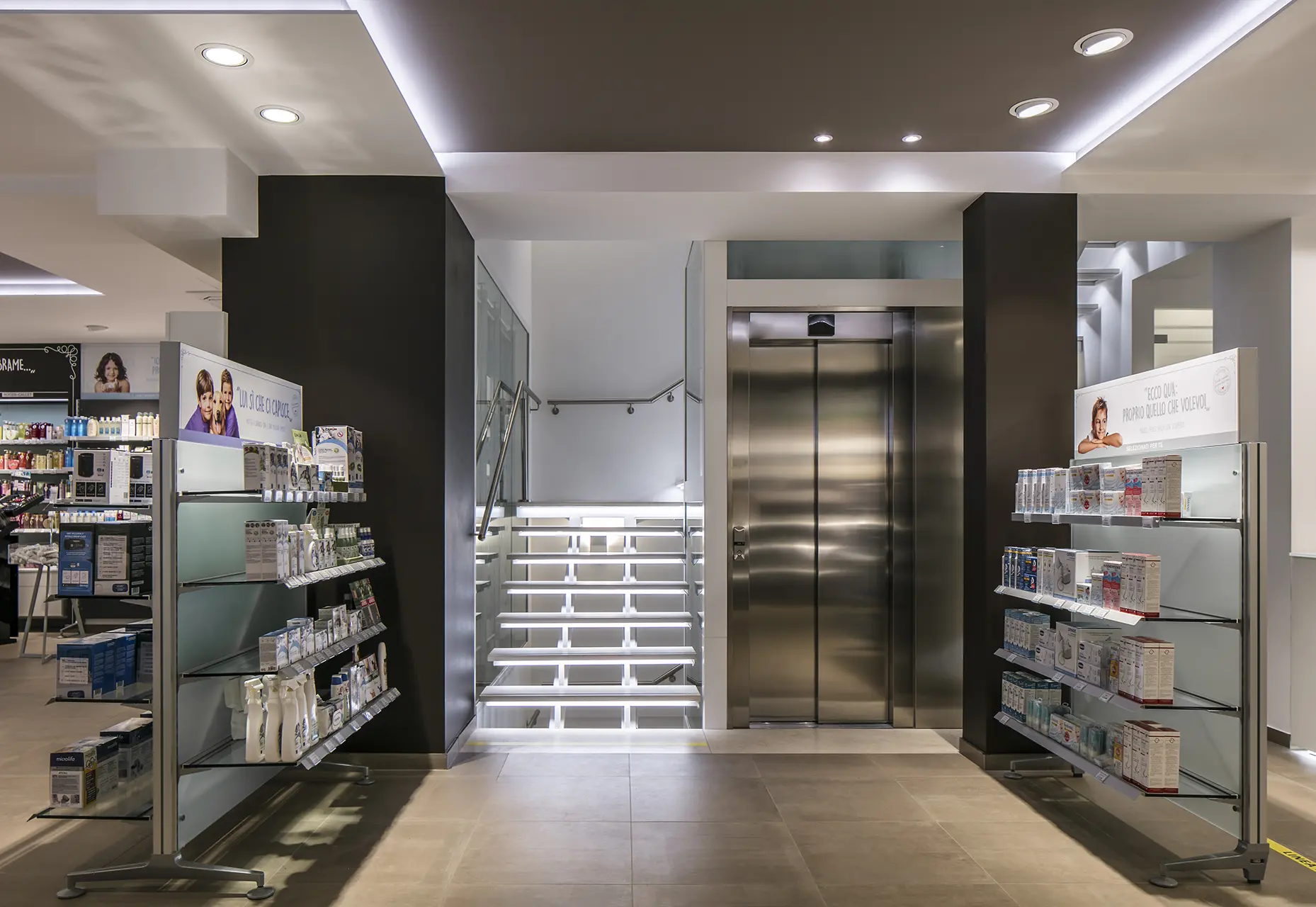 Realizzazioni Th.Kohl - Farmacia Calì Vittoria RG - gallery 05