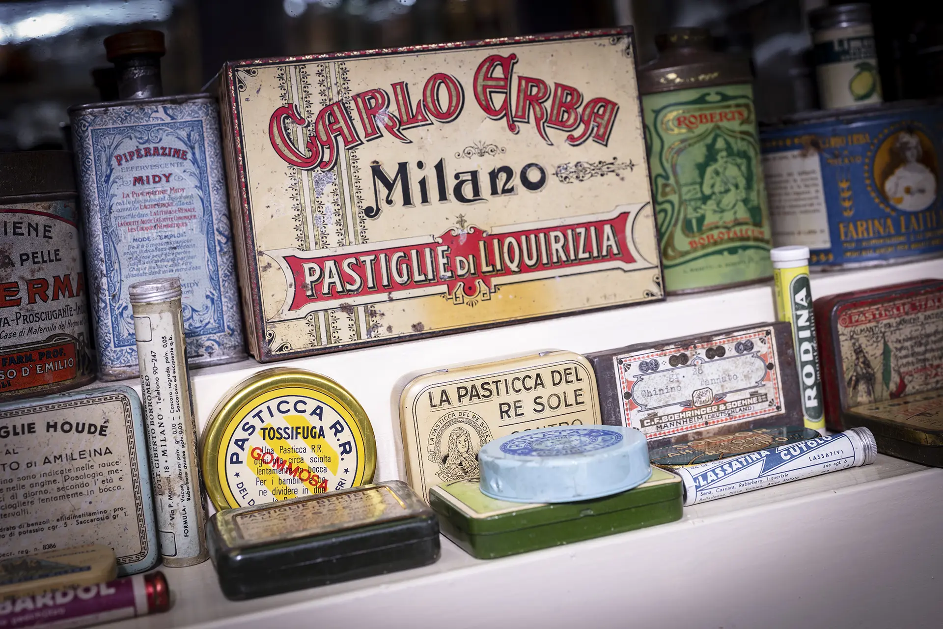 Realizzazioni Th.Kohl - Farmacia Carlucci Melfi PZ - gallery 08