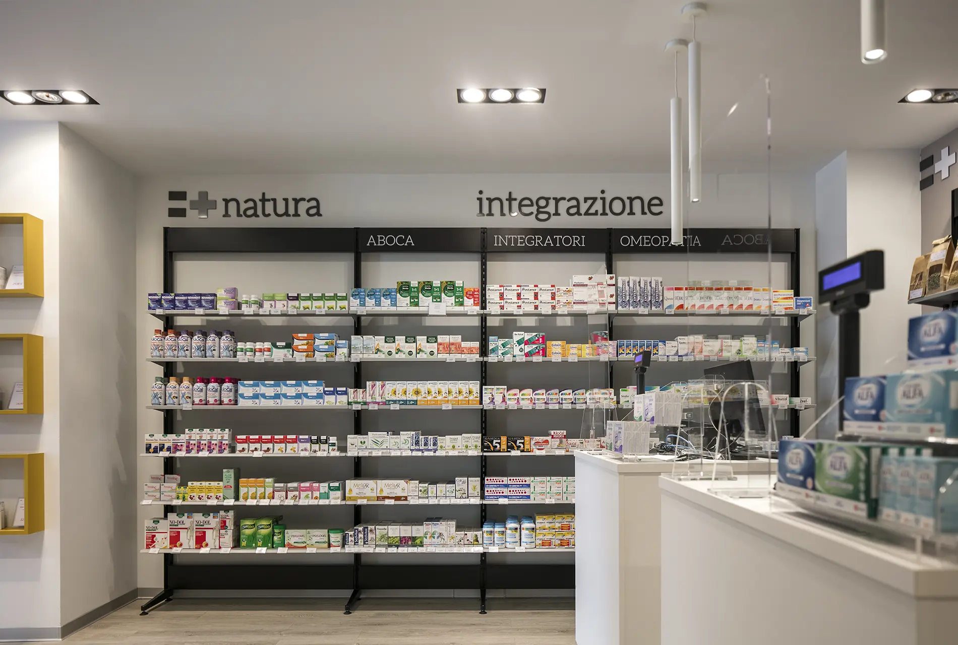 Realizzazioni Th.Kohl - Farmacia Centrale Bollate MI - gallery 01