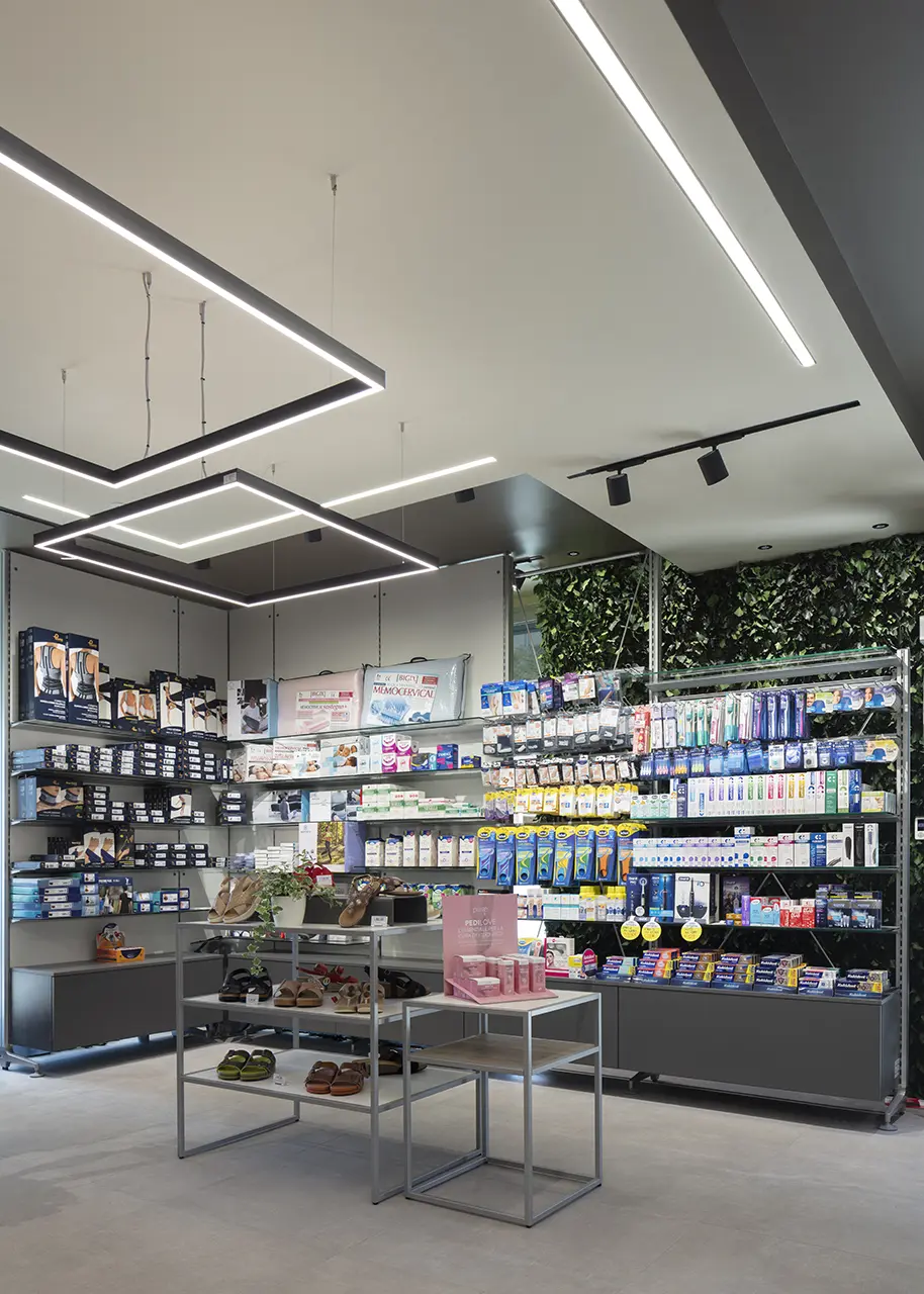 Realizzazioni Th.Kohl - Farmacia Comunale n°1 - Cascina - gallery 02