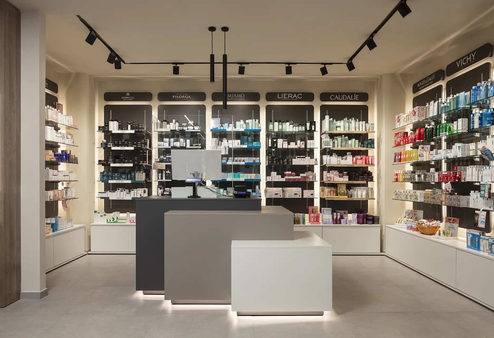 Realizzazioni Th.Kohl - Farmacia Comunale n°1 - Cascina - gallery 06