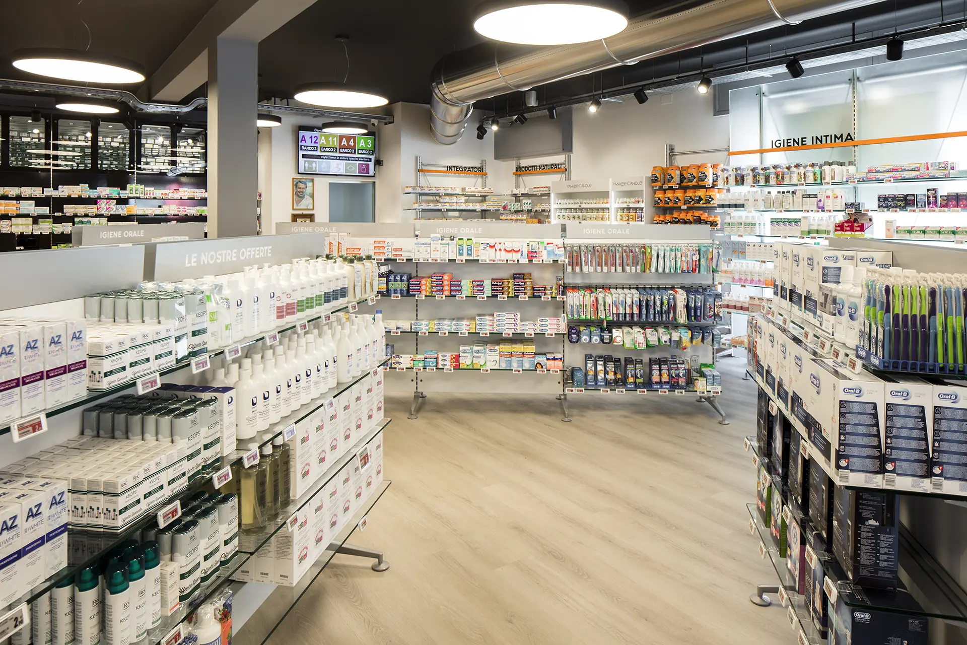 Realizzazioni Th.Kohl - Farmacia De Marco Bari BA - gallery 01