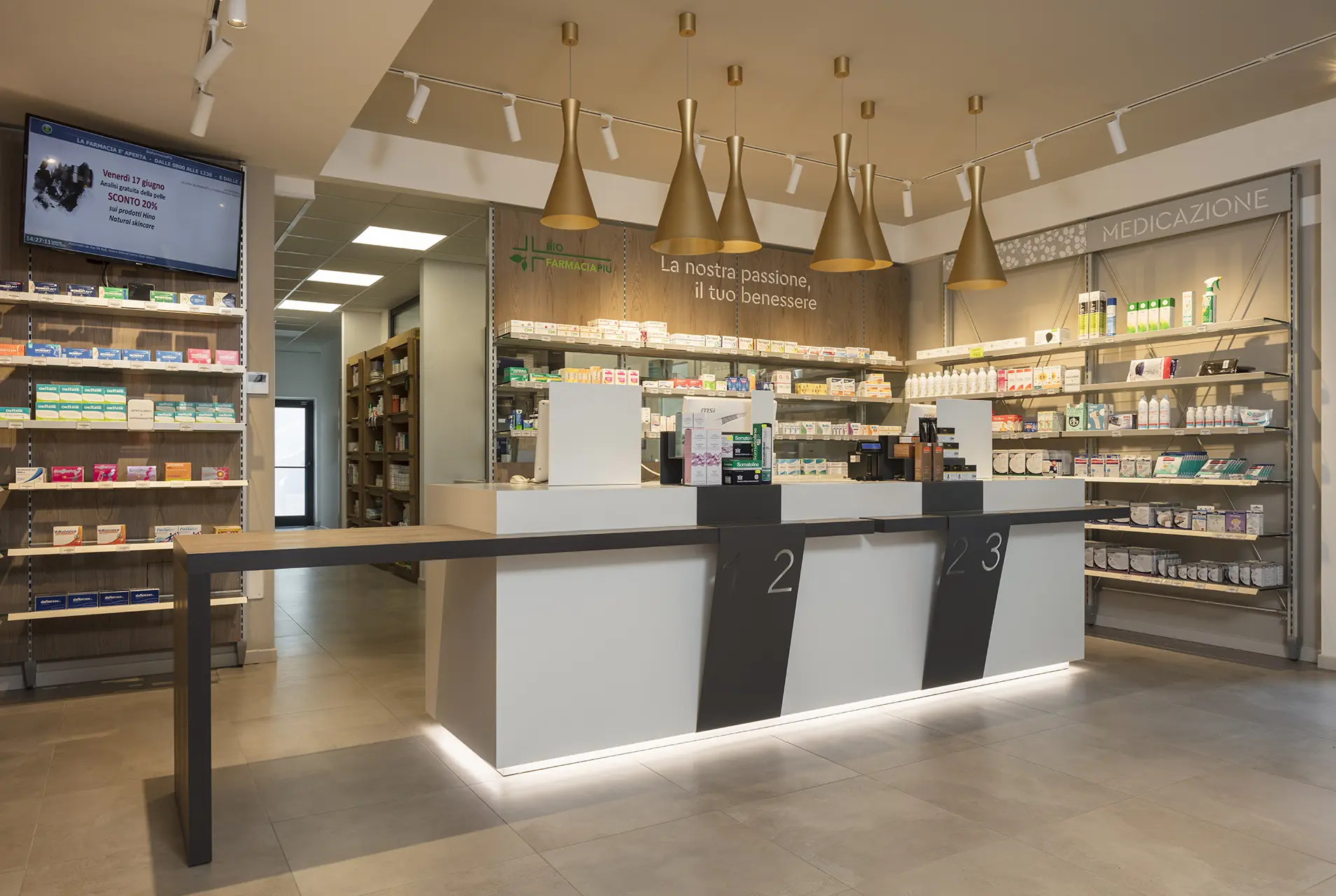 Farmacia Monaco 1 Realizzazioni Th.Kohl - Farmacia Monaco Schio VI - gallery 01