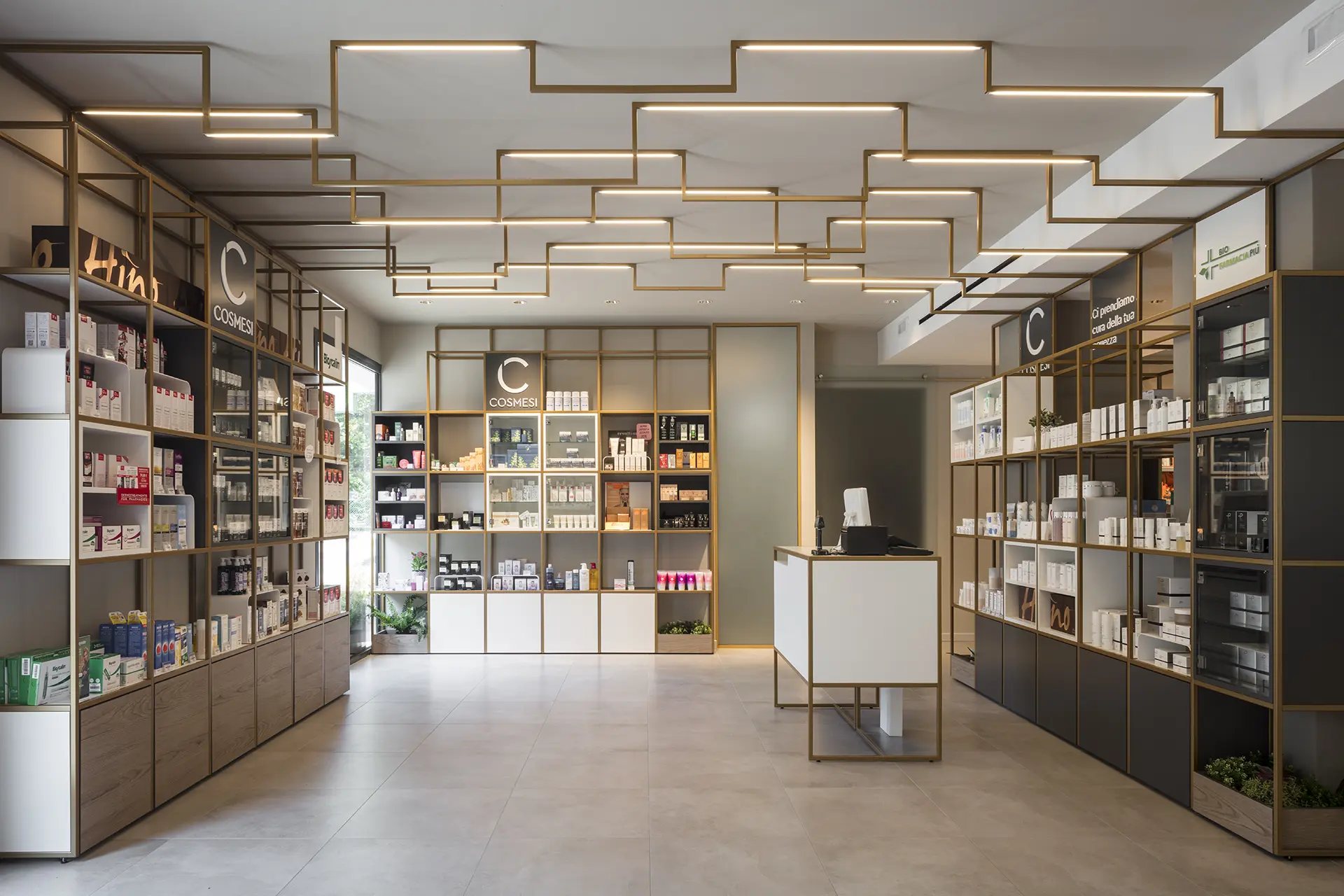 Farmacia Monaco 3 Realizzazioni Th.Kohl - Farmacia Monaco Schio VI - gallery 03