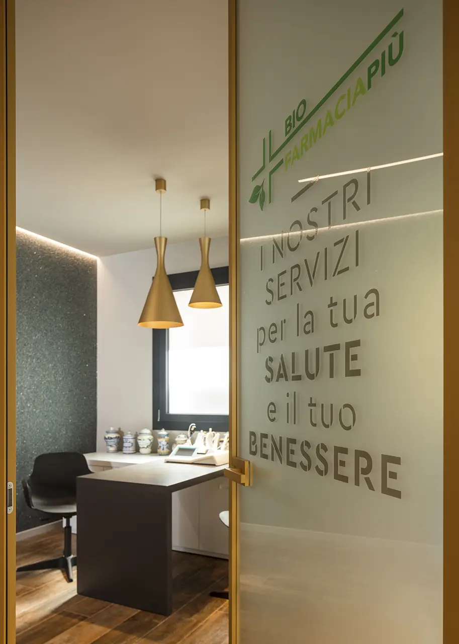 Farmacia Monaco 9 Realizzazioni Th.Kohl - Farmacia Monaco Schio VI - gallery 09