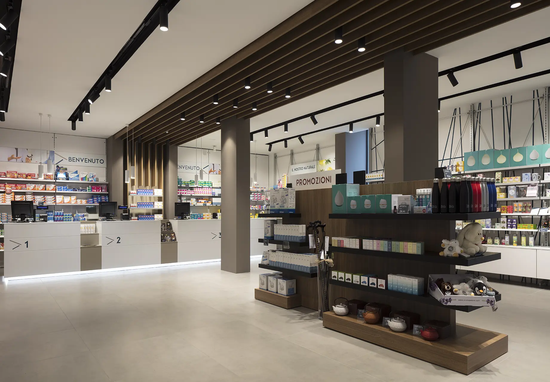 Realizzazioni Th.Kohl - Farmacia San Donnino Fidenza PR - gallery 01