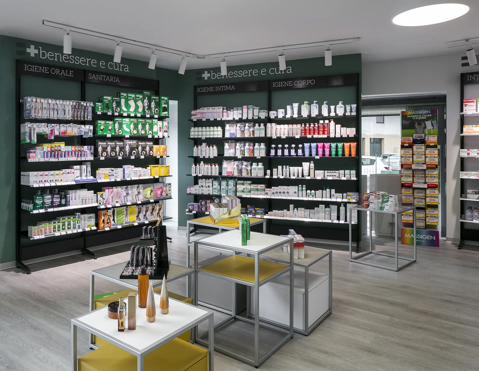 Realizzazioni Th.Kohl - Farmacia Sansoni Cantù CO - gallery 03