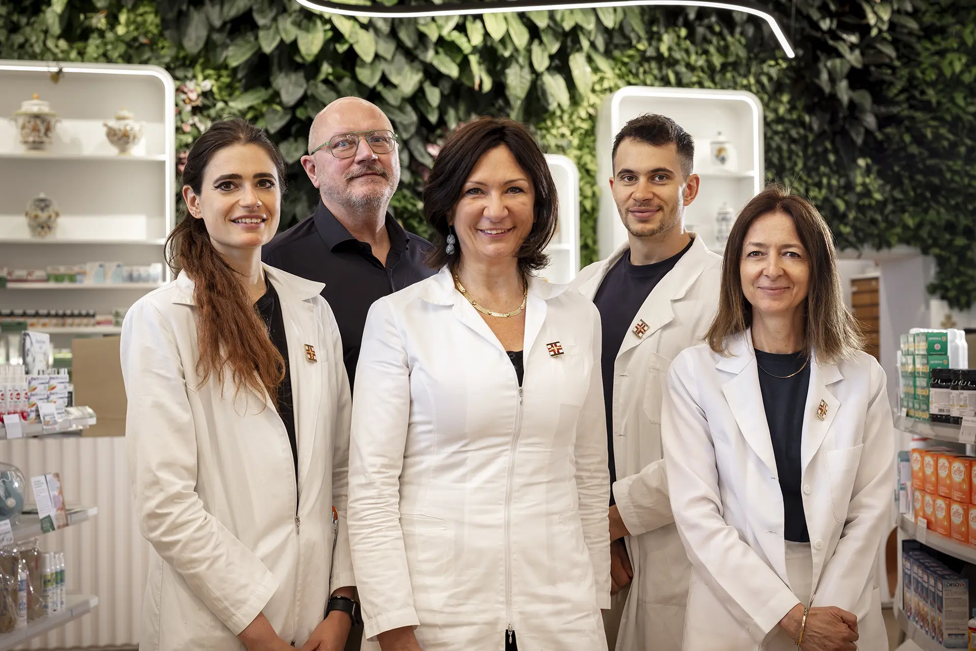Realizzazioni Th.Kohl - Farmacia Segala Bussolengo 03 Realizzazione Farmacia Comunale Cascina n°1 - farmacisti - Th.Kohl
