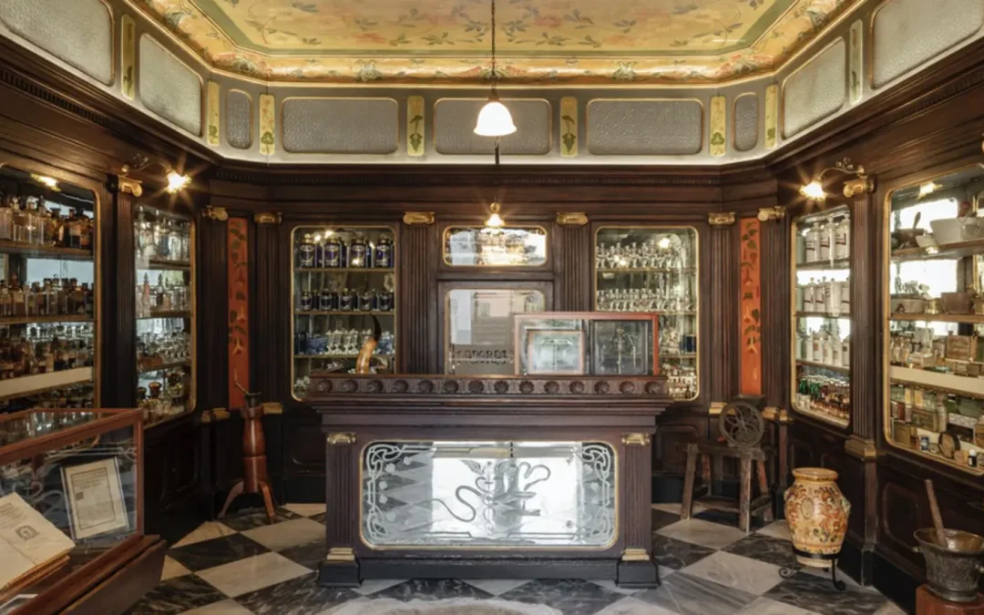 Tanta storia e bellezza: la Farmacia Carlucci di Melfi con il Museo della Farmacia in Basilicata