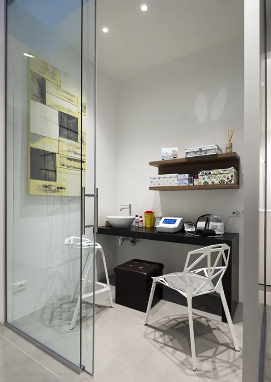 Cabine servizi 19 progettazione e installazione aree carbine servizi per farmacie - th.kohl 19