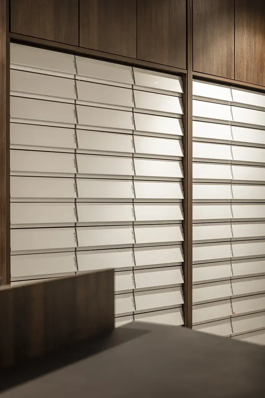 progettazione e installazione cassettiere per farmacie - th.kohl 04