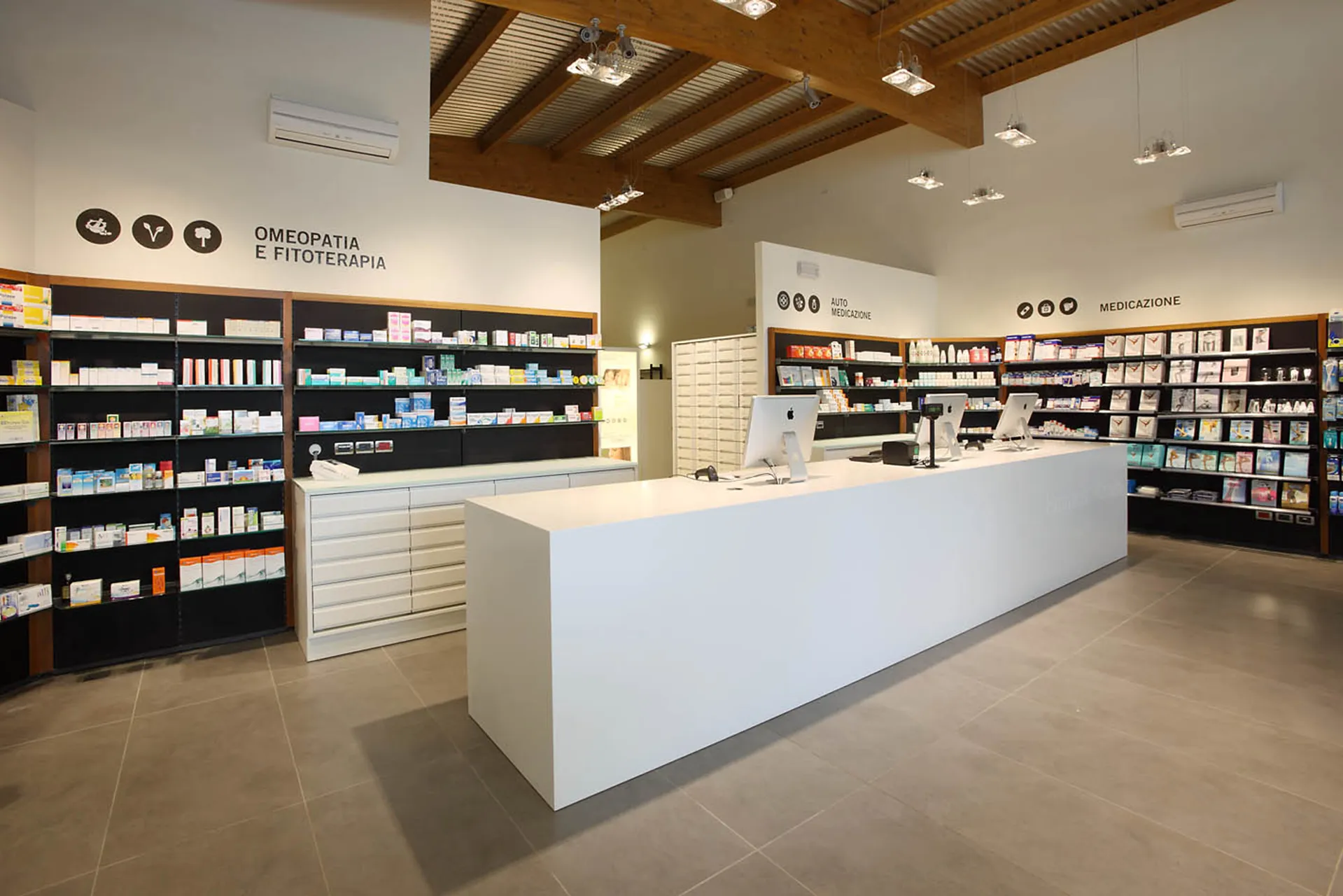 progettazione e installazione cassettiere per farmacie - th.kohl 13