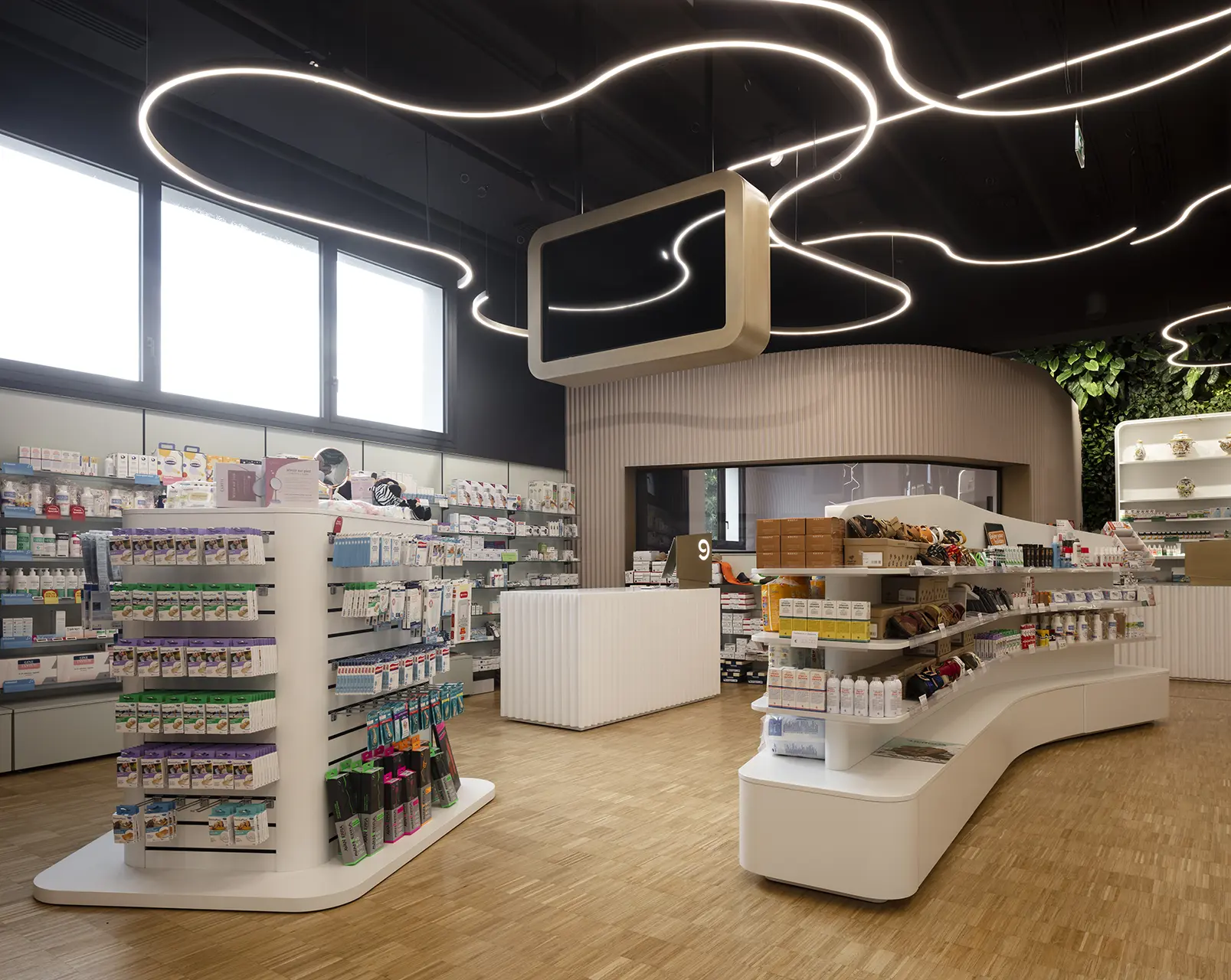 Gondole e tavoli expo 2 progettazione e installazione gondole e tavoli expo per farmacia - th.kohl 02