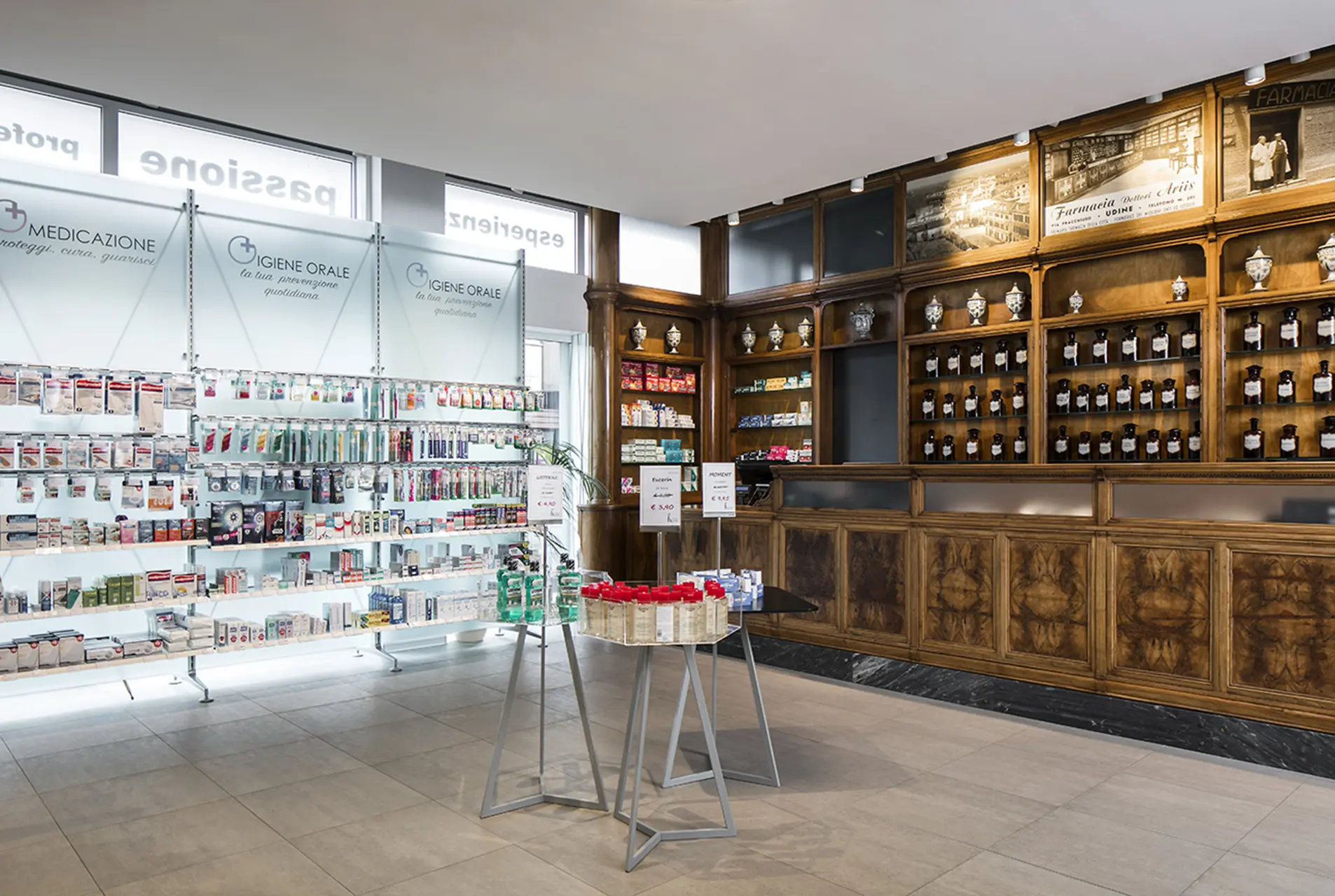Gondole e tavoli expo 9 progettazione e installazione tavoli expo per farmacie - th.kohl 09