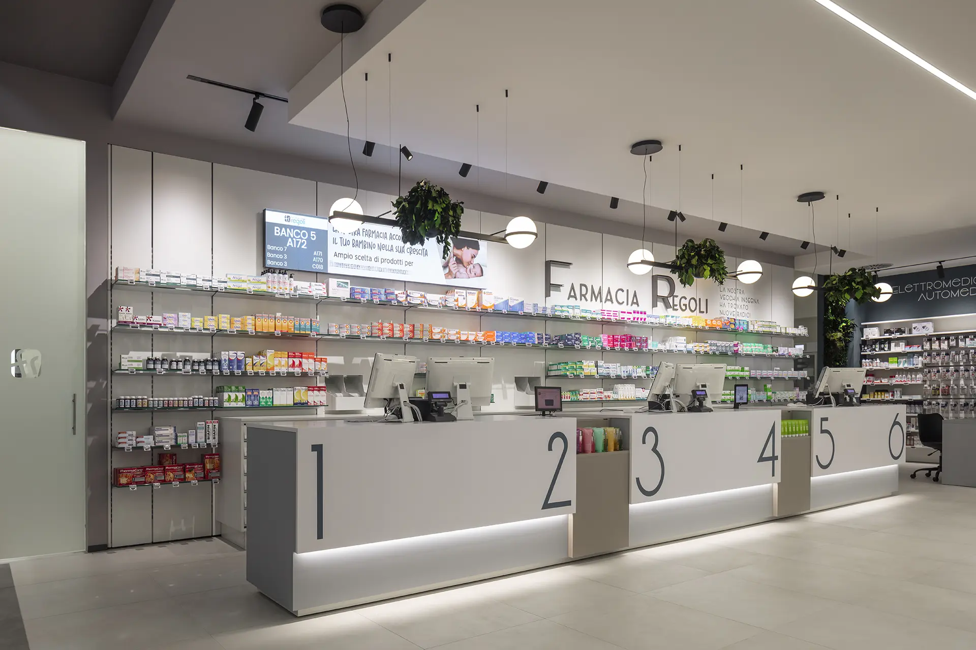 realizzazioni Th.Kohl - Farmacia Regoli Altopascio LU - gallery 01