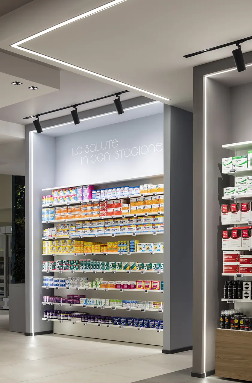 realizzazioni Th.Kohl - Farmacia Regoli Altopascio LU - gallery 02