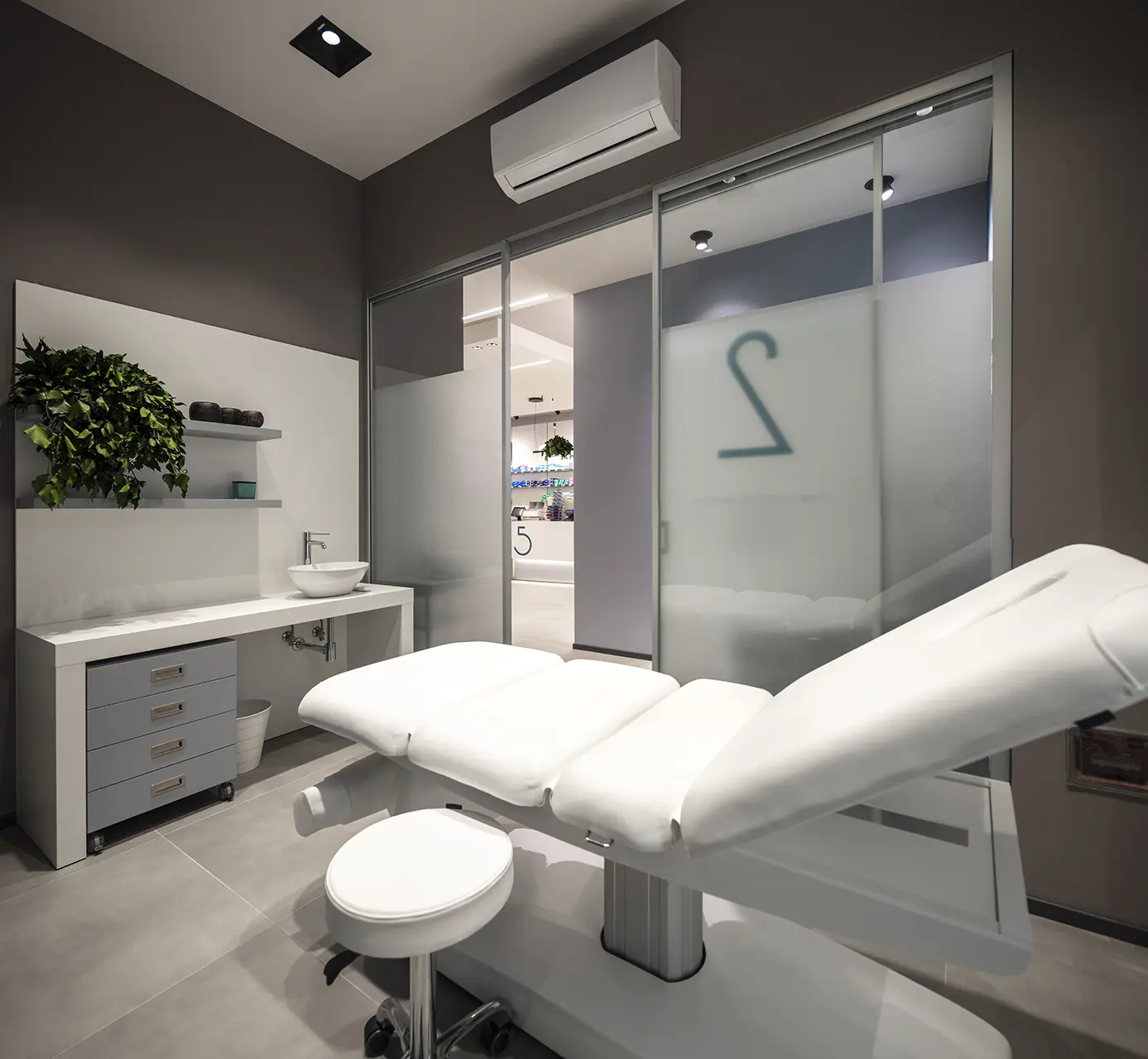 realizzazioni Th.Kohl - Farmacia Regoli Altopascio LU - gallery 18