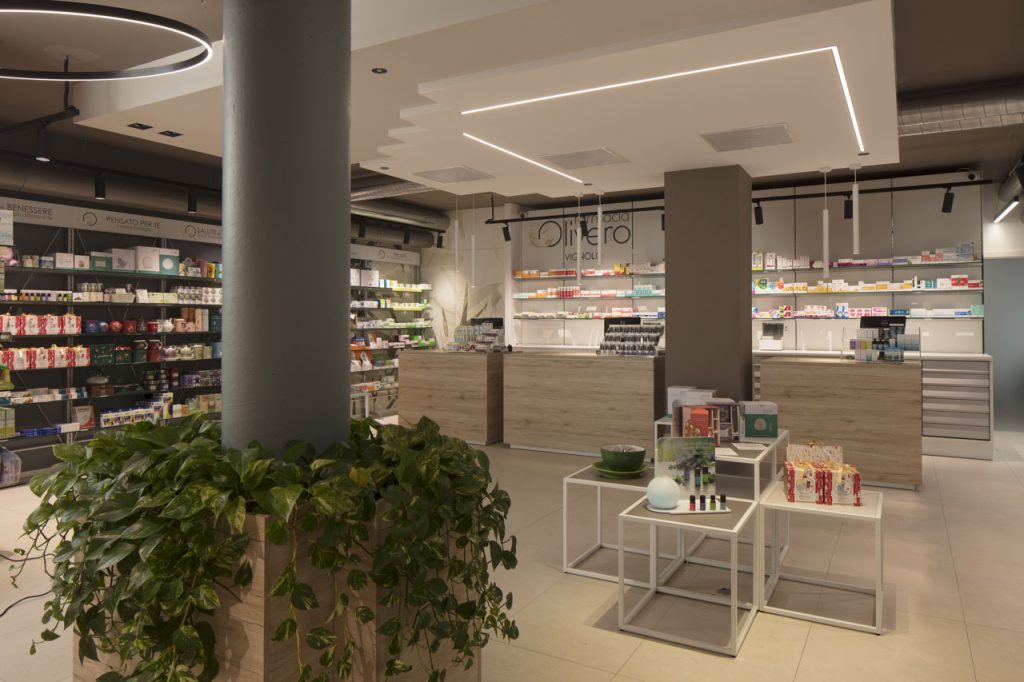 semplificare apertura farmacia