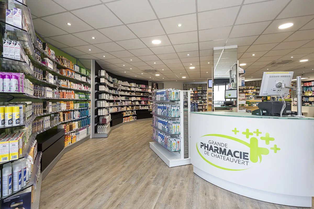 Grande Pharmacie de Châteauvert 2 Réalisation Th.Kohl - Grande Pharmacie de Châteauvert - gallery 02