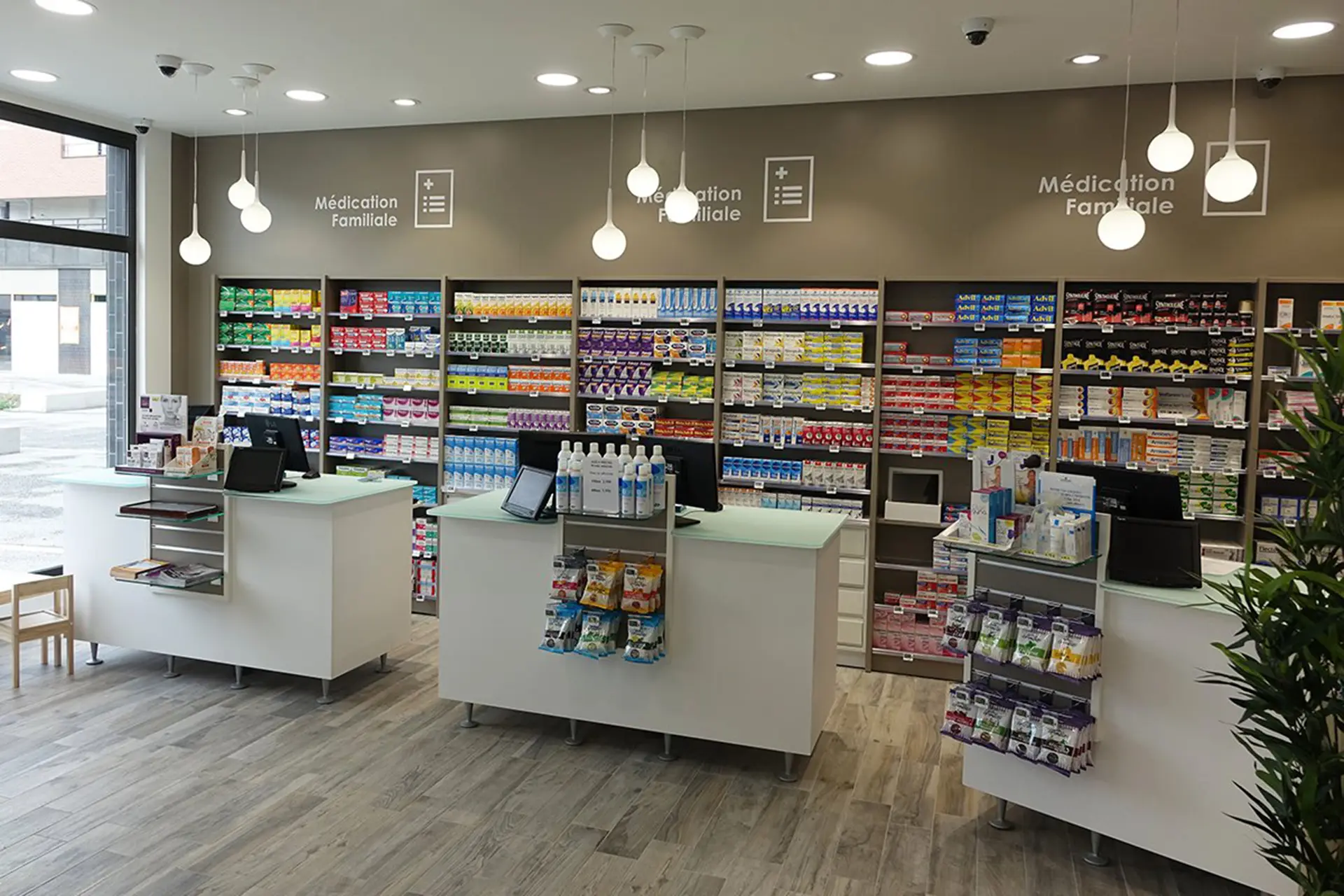 Réalisation Th.Kohl -Pharmacie Des Amonts - gallery 01
