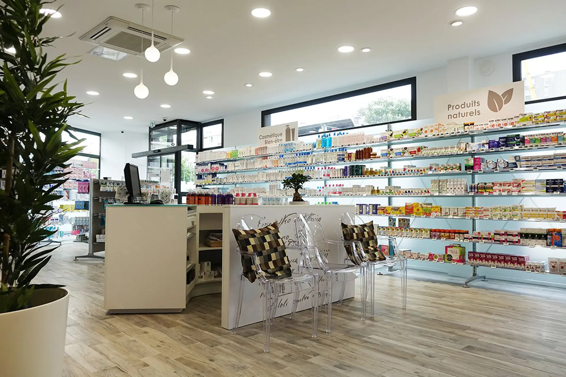 Réalisation Th.Kohl -Pharmacie Des Amonts - gallery 02