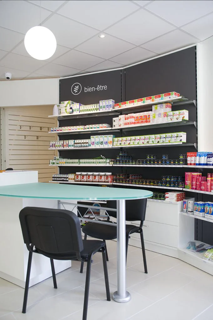 Réalisation Th.Kohl - Pharmacie Du Pays de Hez - gallery 05
