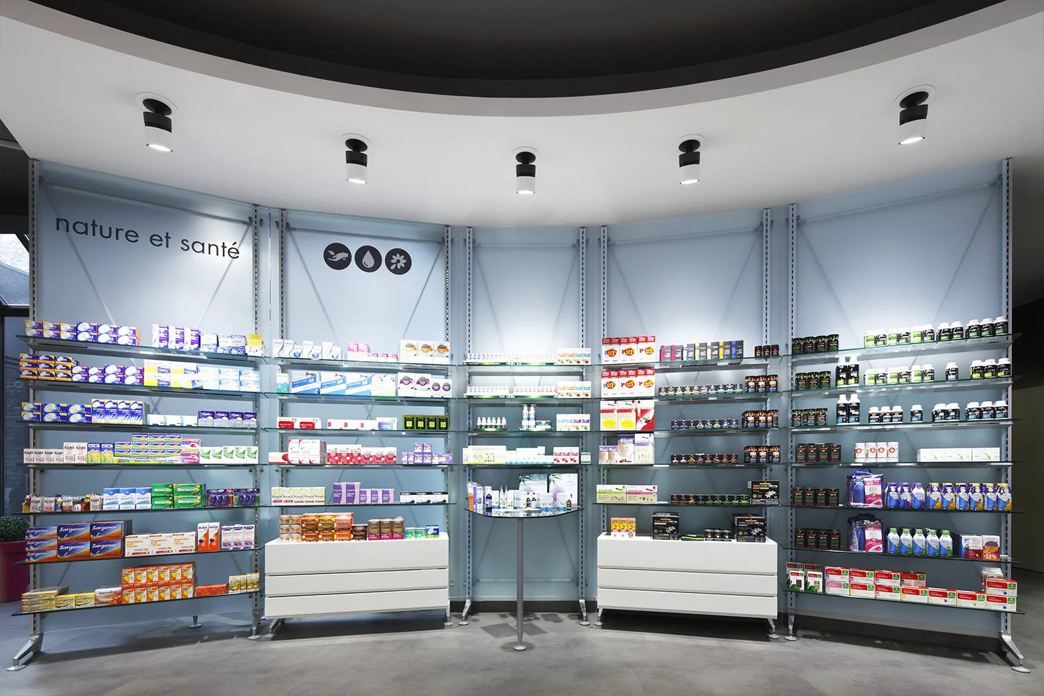 Realisation Th.Kohl Pharmacie de la Dentelle gallery 02
