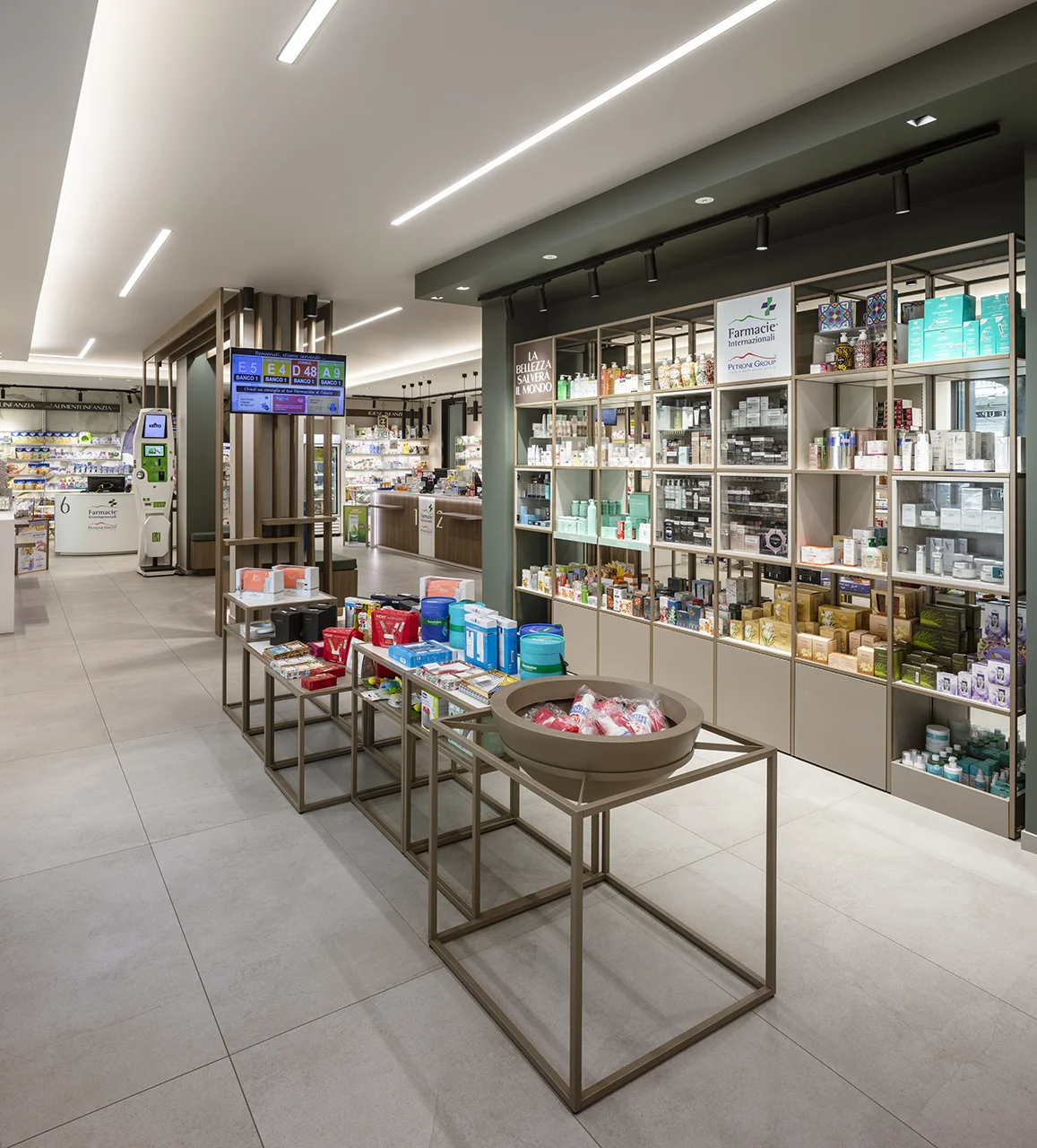 Realizzazioni Th.Kohl Farmacia Petrone NA - gallery 14