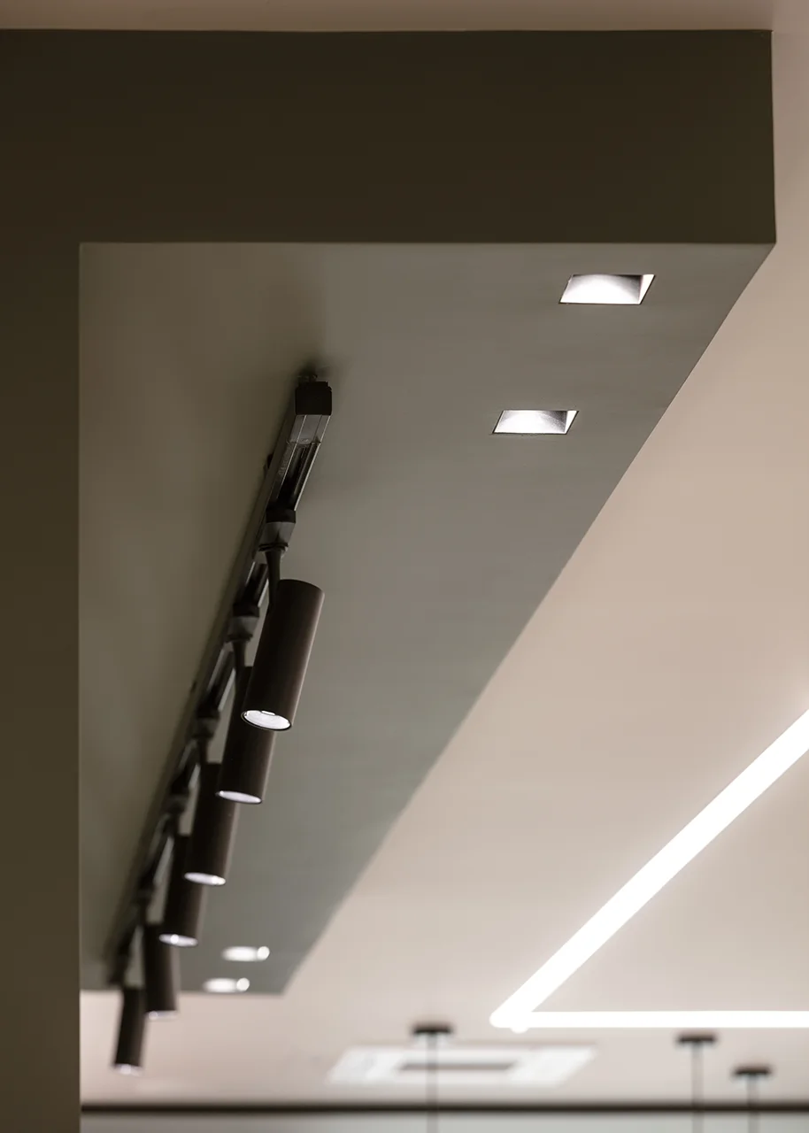 Realizzazioni Th.Kohl Farmacia Petrone NA - gallery 15