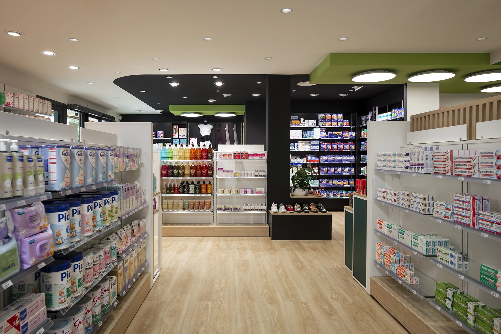 Pharmacie Ollioulaise Francia - Realizzazione ThKohl - 04