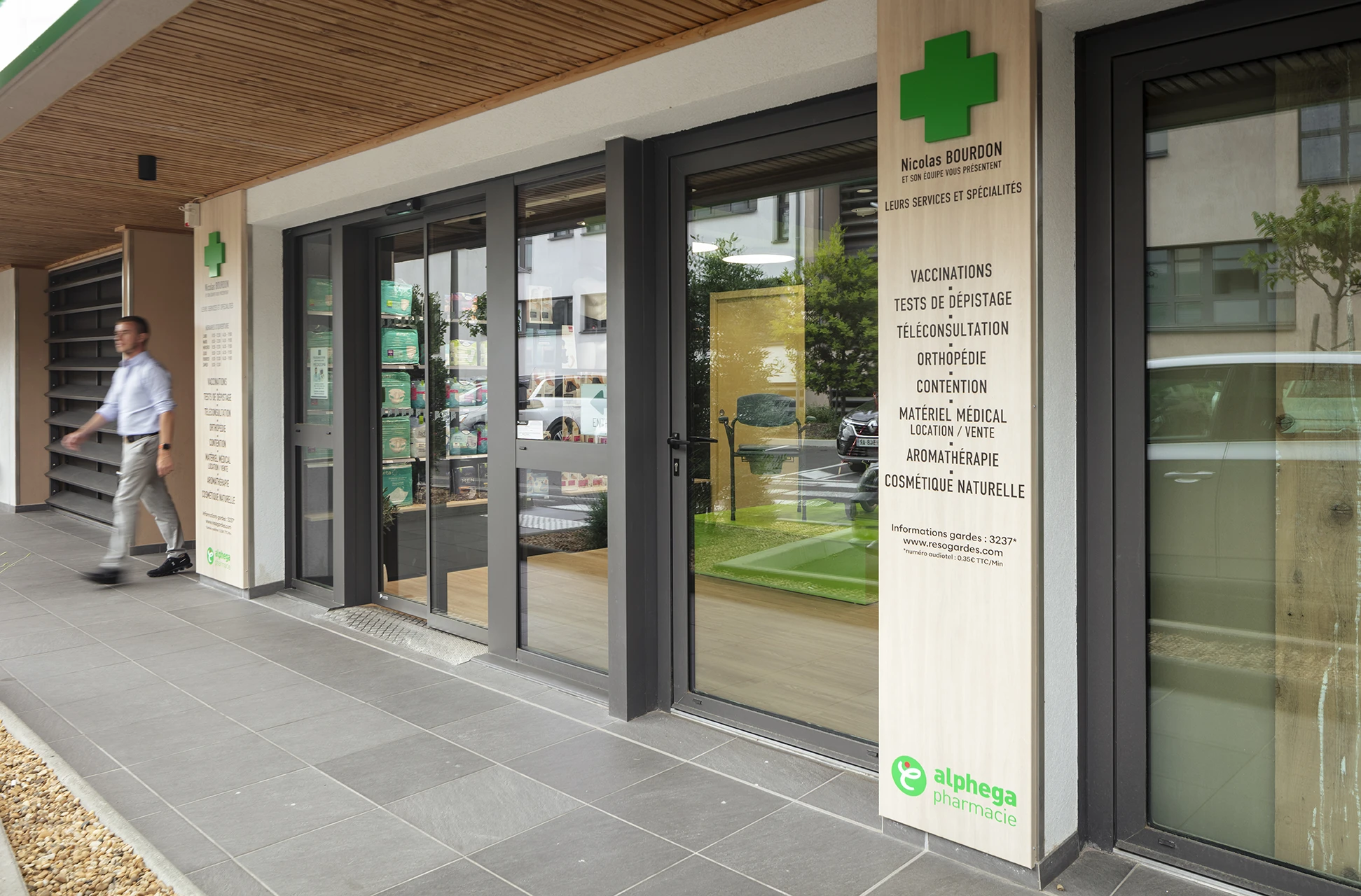 Pharmacie Ollioulaise Francia - Realizzazione ThKohl - 14