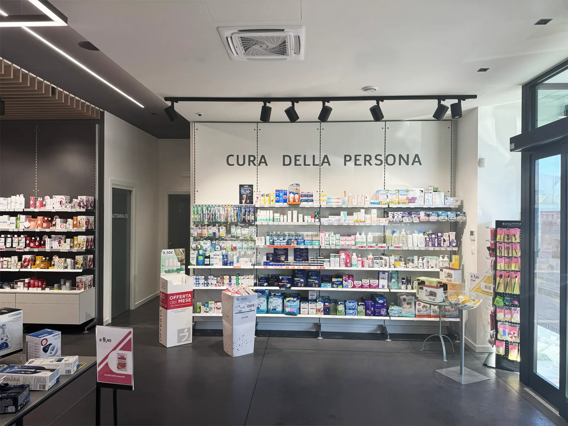 Realizzazione farmacia bissaldi venzone ud - gallery 03