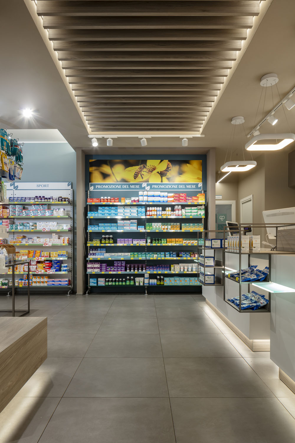 Farmacia Capezzuto 5 Realizzazione Farmacia Capezzuto - Bari - Th.Kohl - gallery 5