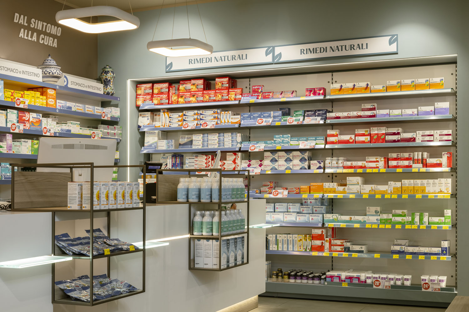 Farmacia Capezzuto 7 Realizzazione Farmacia Capezzuto - Bari - Th.Kohl - gallery 7